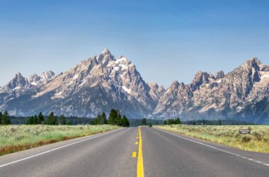 How to Find a Cheap Car Rental in 2025